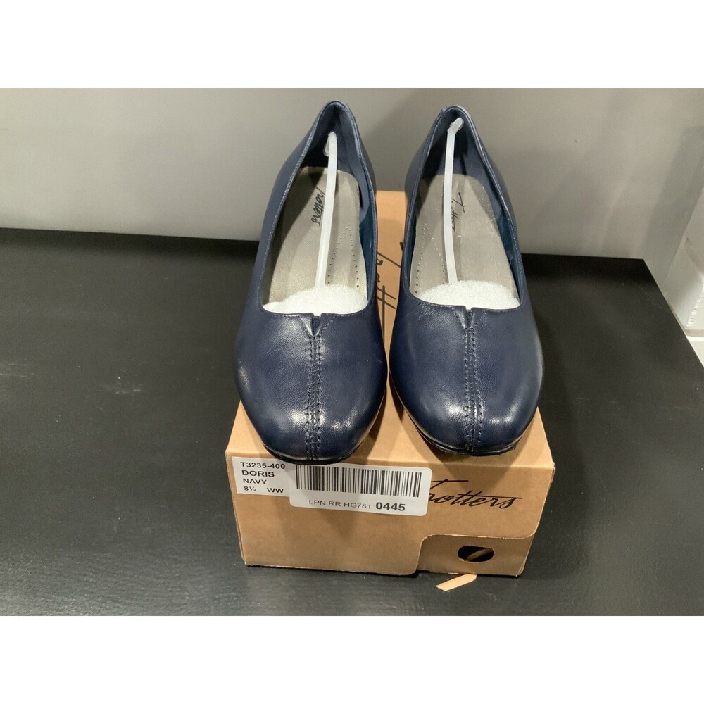 Trotters Women's Doris Pump/ Navy Blue/  Size 8.5 M- NEW